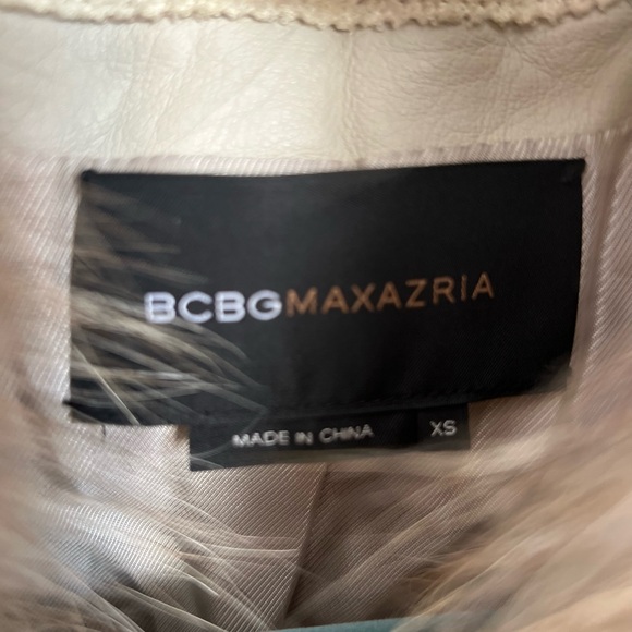 BCBG Leather Jacket With Detachable Racoon Fur Collar Cropped - Picture 4 of 9